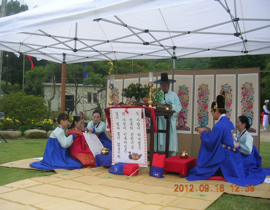 1105FF4A5055ECAC2CCB44