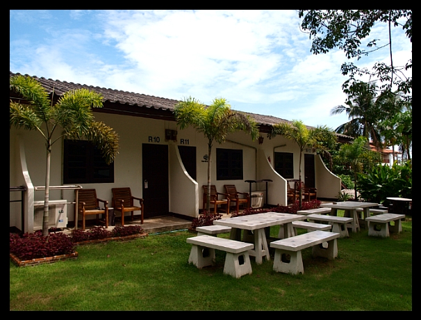 1256E74F4E0ED18C2FF2D6