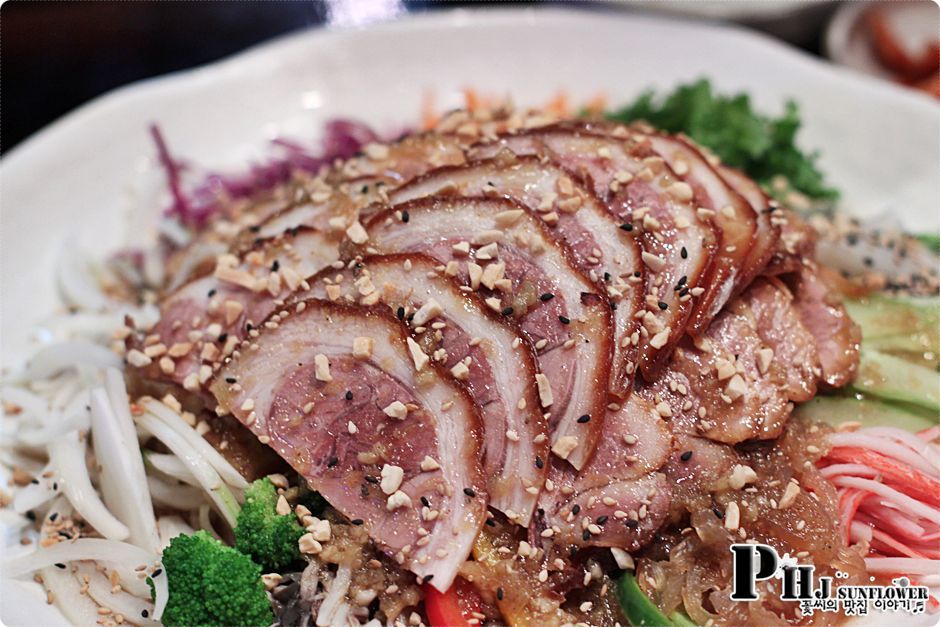 경희대 맛집-여자들이 좋아하는 상큼한맛! 부산에 명물 냉채족발