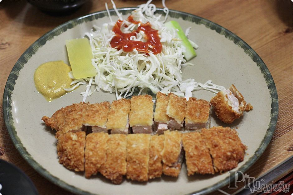 강남맛집-이렇게 두꺼운 돈가스는 처음이야.맛까지 좋은-한성돈가스