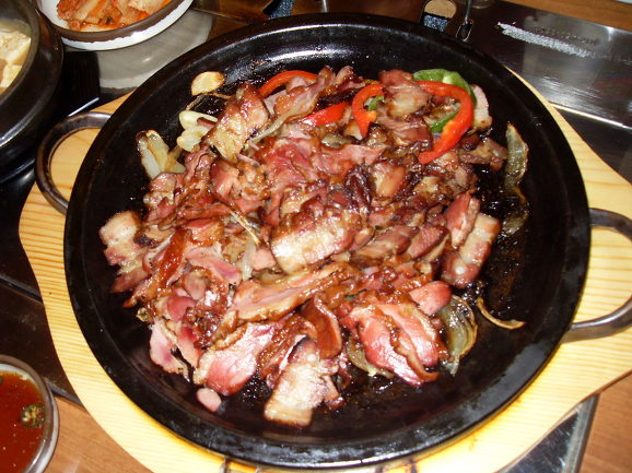 돼지와오리마을 이미지