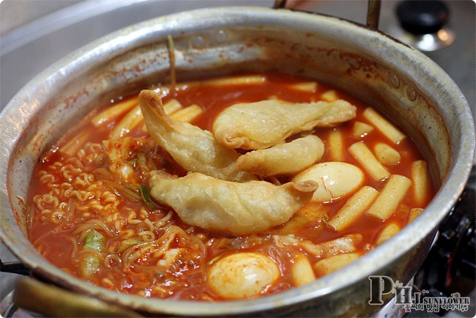 동대입구맛집-전지현이 즐겨먹었다는 즉석떡볶이.매운맛이 일품인-꽃사슴떡볶이