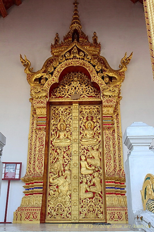 왓 농사원(Vat Nong Sikhounmuang)-2-한강의 꽃
