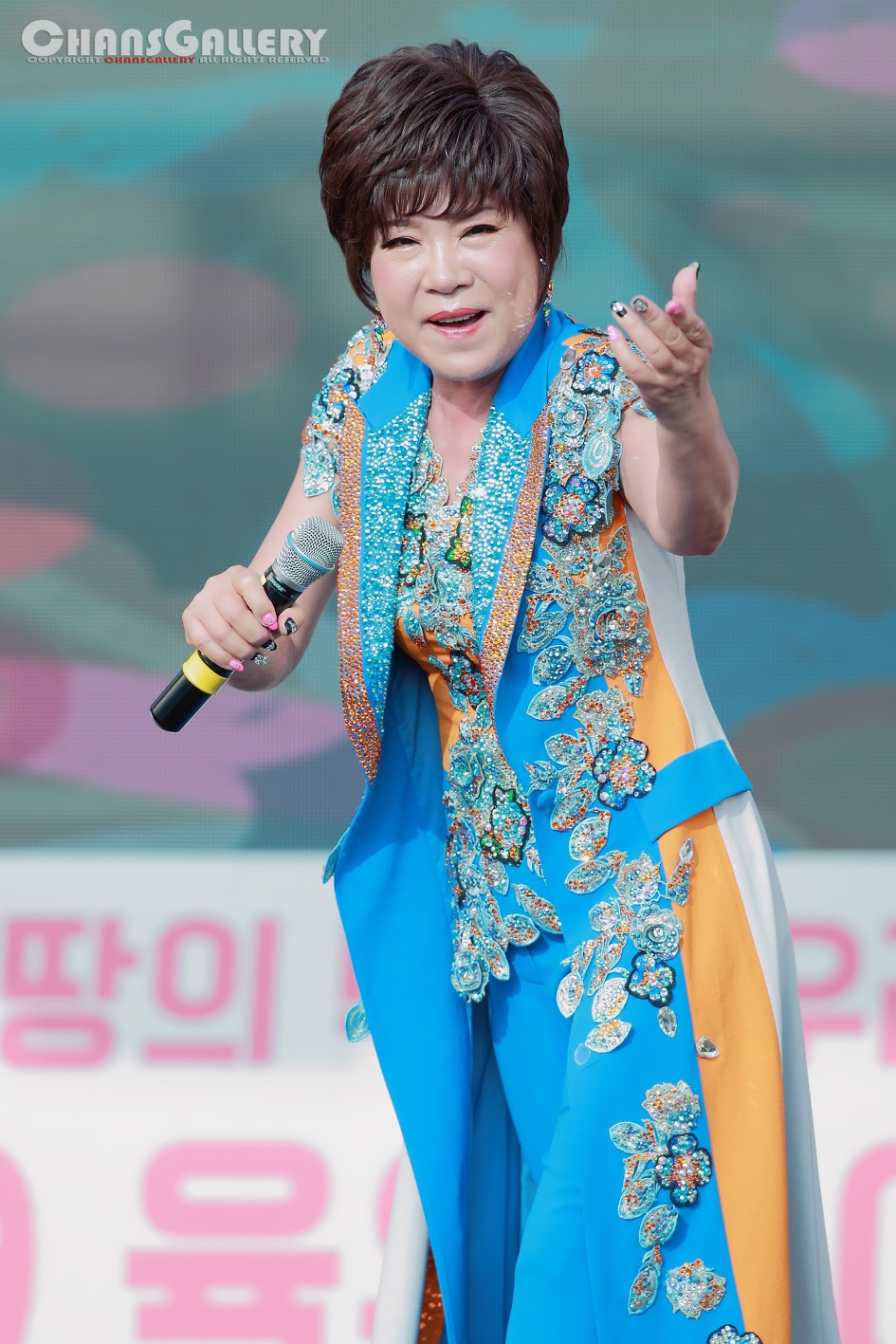 김연자(Kim Yeon Ja) - 아모르 파티' 2019육우데이 페스티발 @ 일산 문화공원