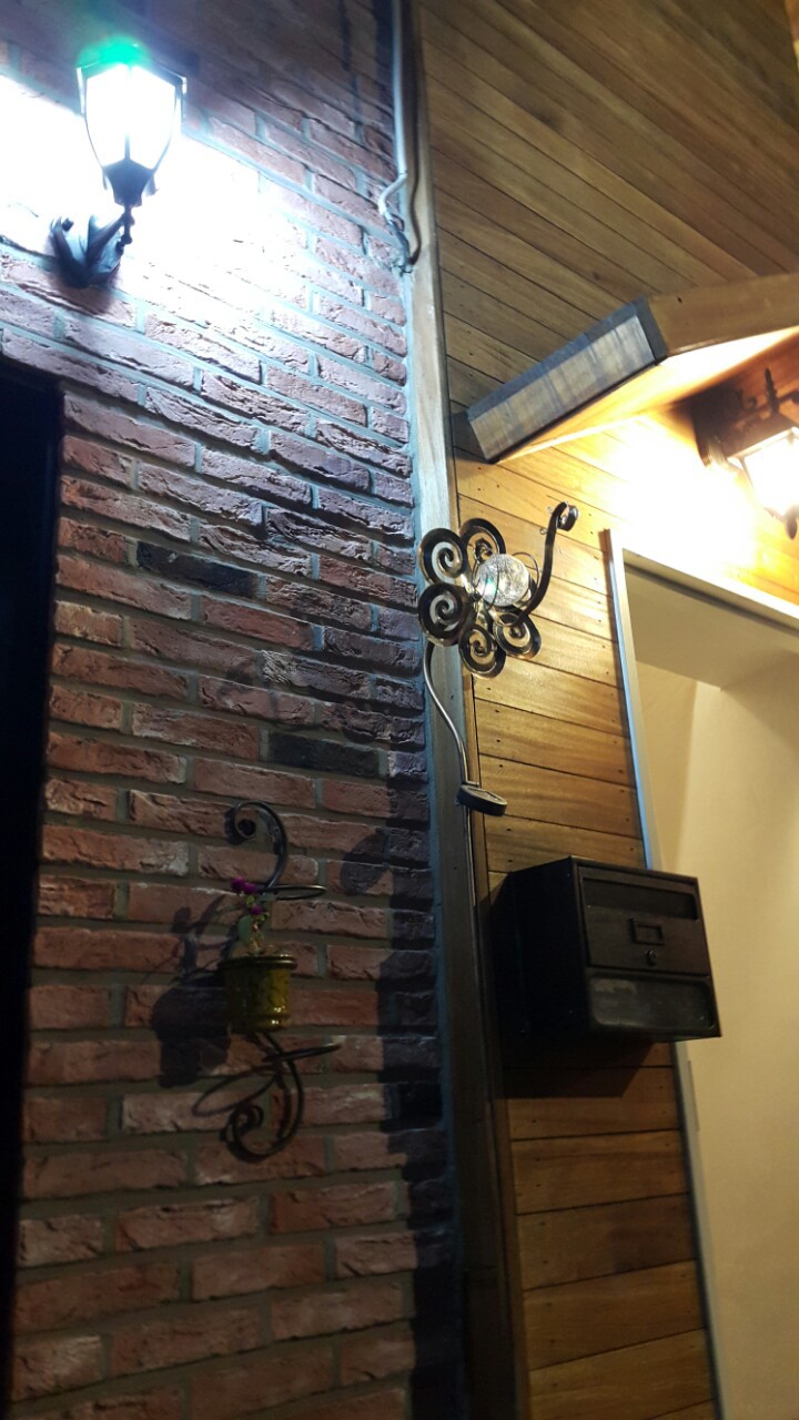 협소주택 임대 (작업실겸 거주용)